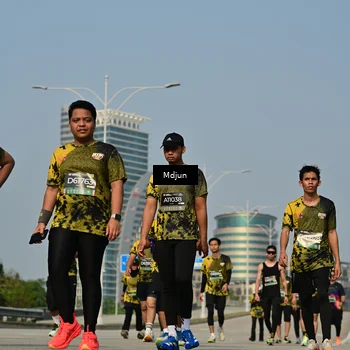 Runner Photo 6631360