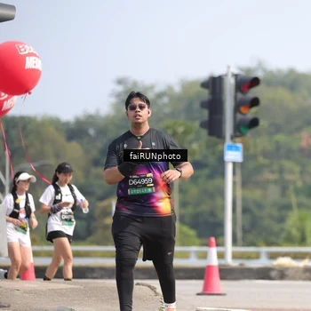 Runner Photo 6631500