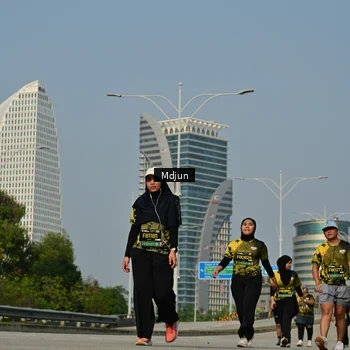 Runner Photo 6631889