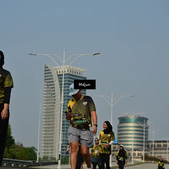 Runner Photo 6631909
