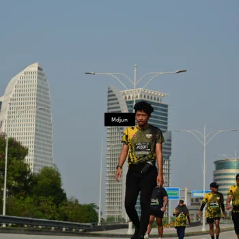 Runner Photo 6632029