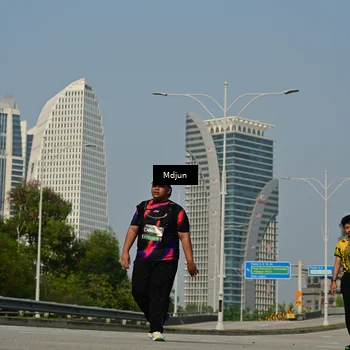 Runner Photo 6632033