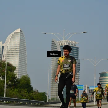 Runner Photo 6632036