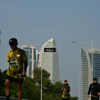 Runner Photo 6632058