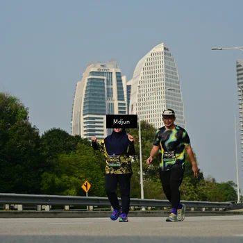 Runner Photo 6632086