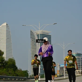 Runner Photo 6632156