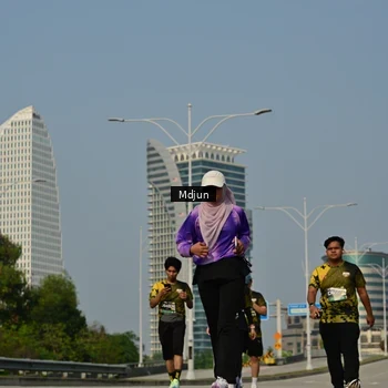 Runner Photo 6632163