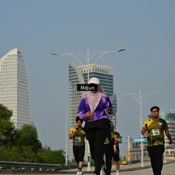 Runner Photo 6632167