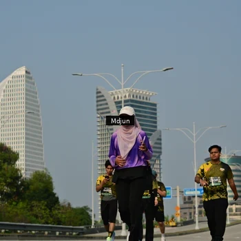Runner Photo 6632169