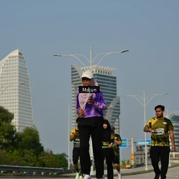 Runner Photo 6632173