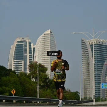 Runner Photo 6632229
