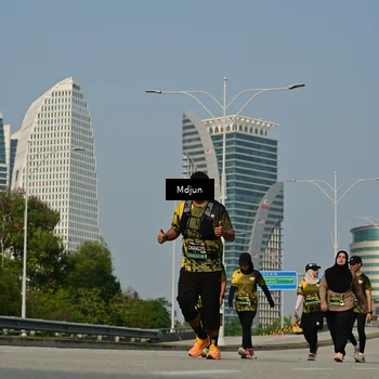 Runner Photo 6632240