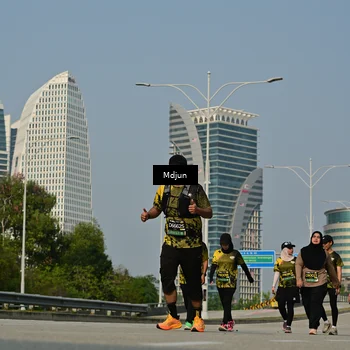 Runner Photo 6632244