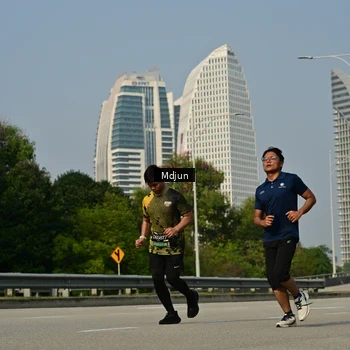 Runner Photo 6632336