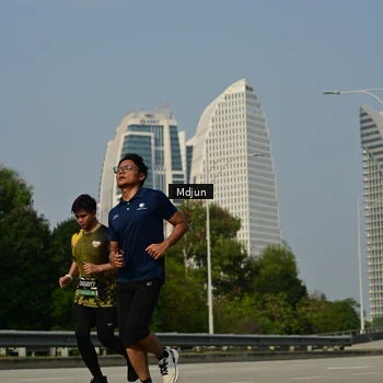 Runner Photo 6632337