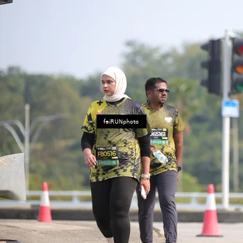 Runner Photo 6632354