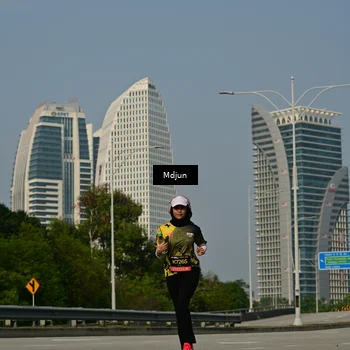 Runner Photo 6632372