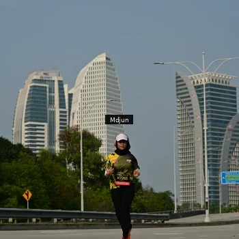 Runner Photo 6632376