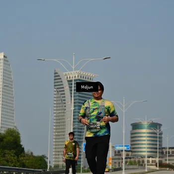 Runner Photo 6632377