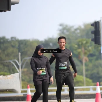 Runner Photo 6632402