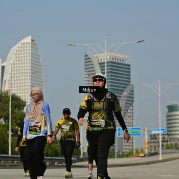 Runner Photo 6632434