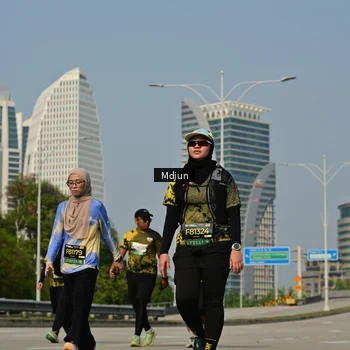Runner Photo 6632443