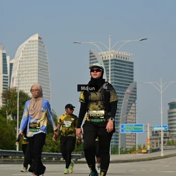 Runner Photo 6632446