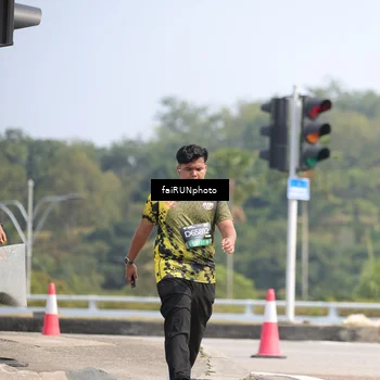 Runner Photo 6632451