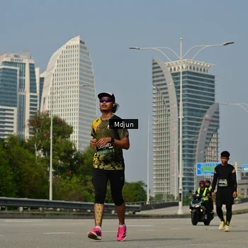 Runner Photo 6632506