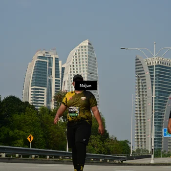 Runner Photo 6632549