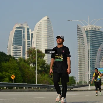 Runner Photo 6632570