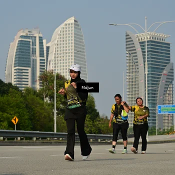 Runner Photo 6632592