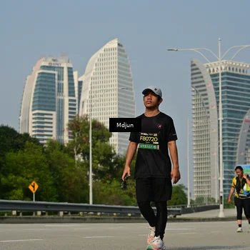 Runner Photo 6632602