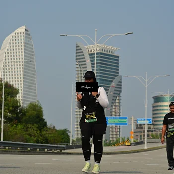 Runner Photo 6632607