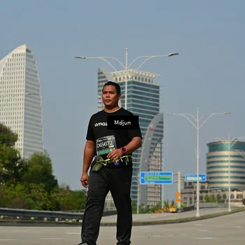 Runner Photo 6632614