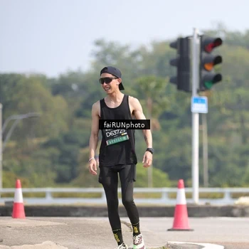Runner Photo 6632685