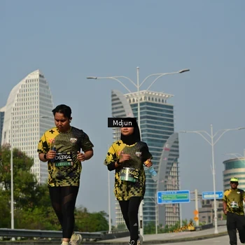 Runner Photo 6632703