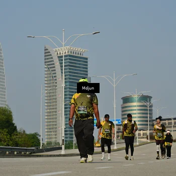 Runner Photo 6632715