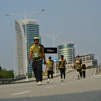 Runner Photo 6632716
