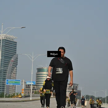 Runner Photo 6632723