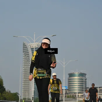 Runner Photo 6632742