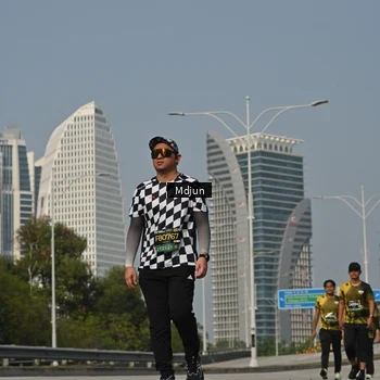 Runner Photo 6632765