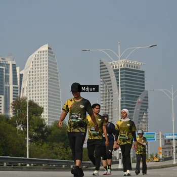 Runner Photo 6632772