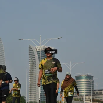 Runner Photo 6632795