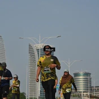 Runner Photo 6632796