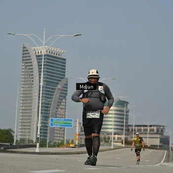Runner Photo 6632826