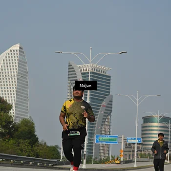 Runner Photo 6632873