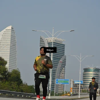 Runner Photo 6632877
