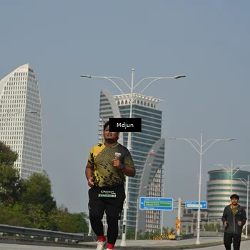 Runner Photo 6632879