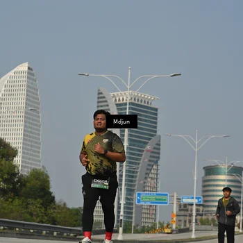 Runner Photo 6632880